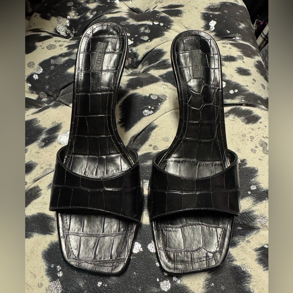 SCHUTZ Black Croc-Embossed Slide Mules size 8.5